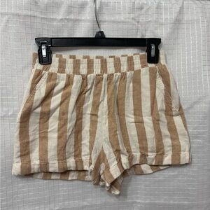 Women's Linen Shorts